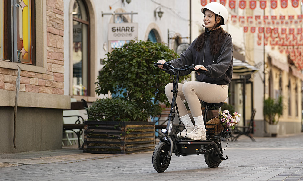iScooter F3 Electric Scooter with Seat 